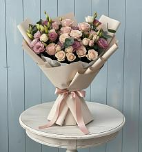 Букет цветов из:  Розы и Лизиантусы в Красная Долина