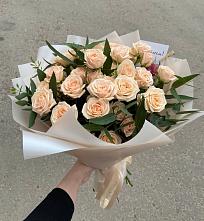 Букет Кремовые розы Латте в Красная Долина