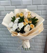 Букет цветов из:  Розы и Хризантемы в Красная Долина