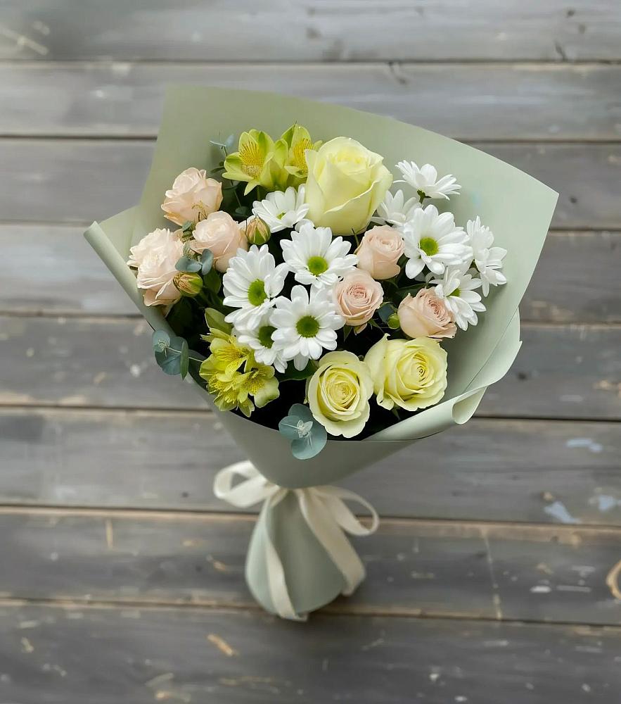 Букет цветов из: Альстромерии, Розы и Хризантемы в Красная Долина