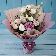 Букет цветов из:  Розы и Лизиантусы в Красная Долина