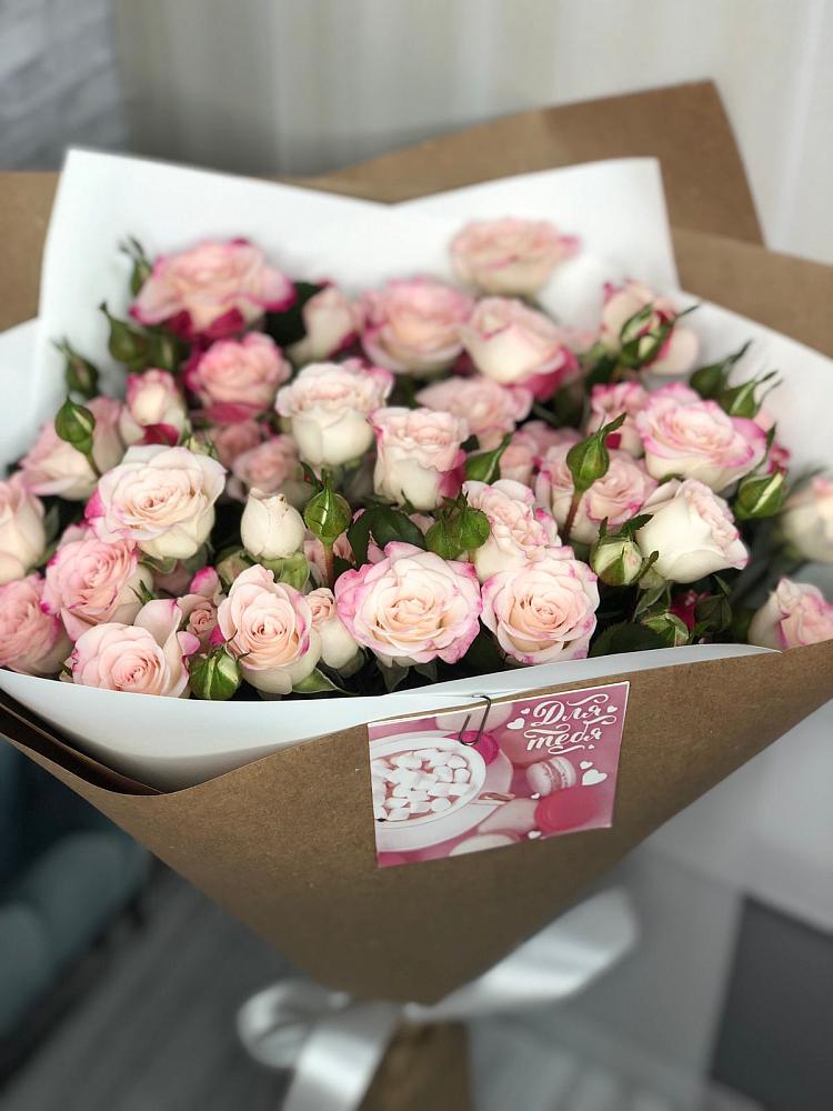 Букет цветов из: Розы в Красная Долина