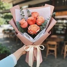 Букет цветов из:  Розы в Красная Долина