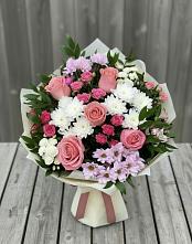 Букет цветов из:  Альстромерии, Гвоздики, Розы и Хризантемы в Красная Долина