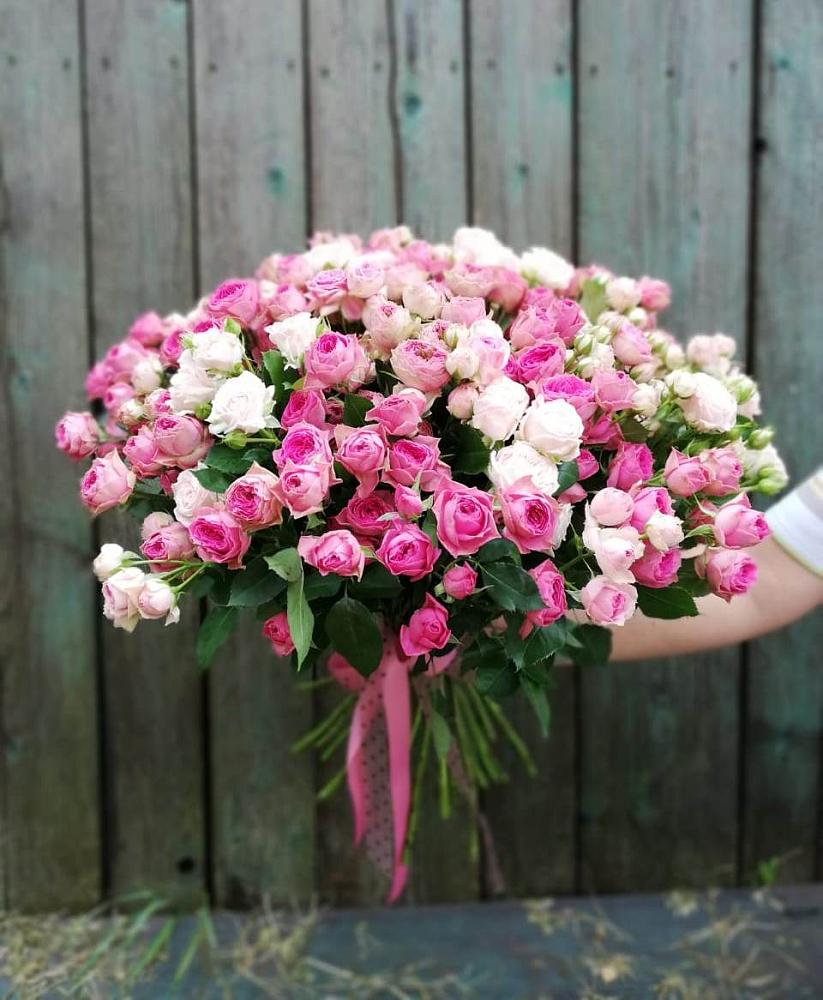 Букет Розовые кустовые розы Натали и Лав Лидия в Красная Долина