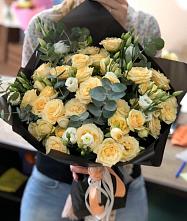 Букет цветов из:  Розы и Лизиантусы #REPLACE_PRED# Красная Долина
