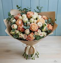 Букет цветов из:  Альстромерии и Розы в Красная Долина