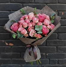 Букет цветов из:  Розы в Красная Долина